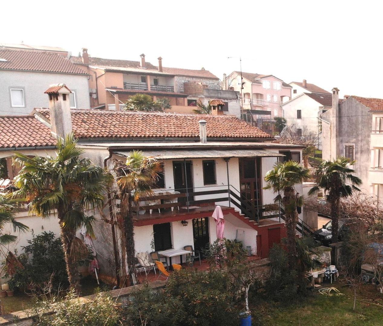 Anamarija Apartments Near The Beach And The Fantastic Adria Sea With Over 10 Small Islands Close By ฟุนตานา ภายนอก รูปภาพ