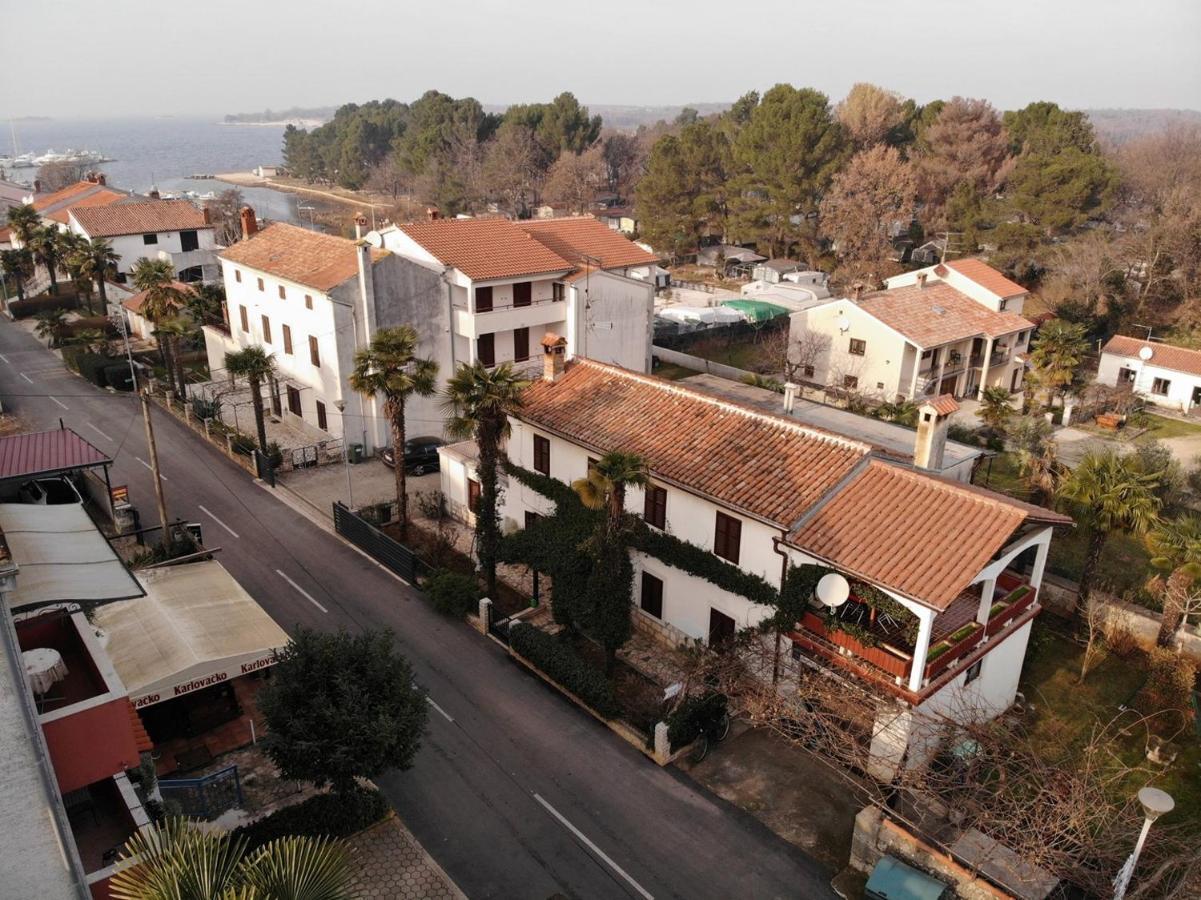 Anamarija Apartments Near The Beach And The Fantastic Adria Sea With Over 10 Small Islands Close By ฟุนตานา ภายนอก รูปภาพ
